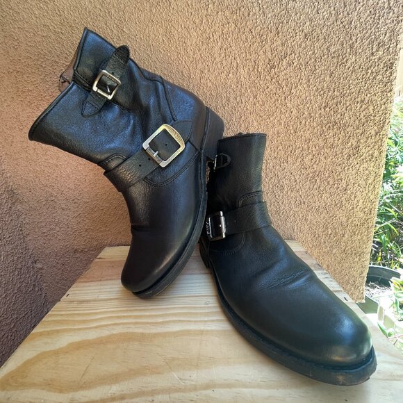 FRYE AND CO. Shoes - Frye Vicky Engineer 6 inch black 100% leather buckle moto boots ankle booties